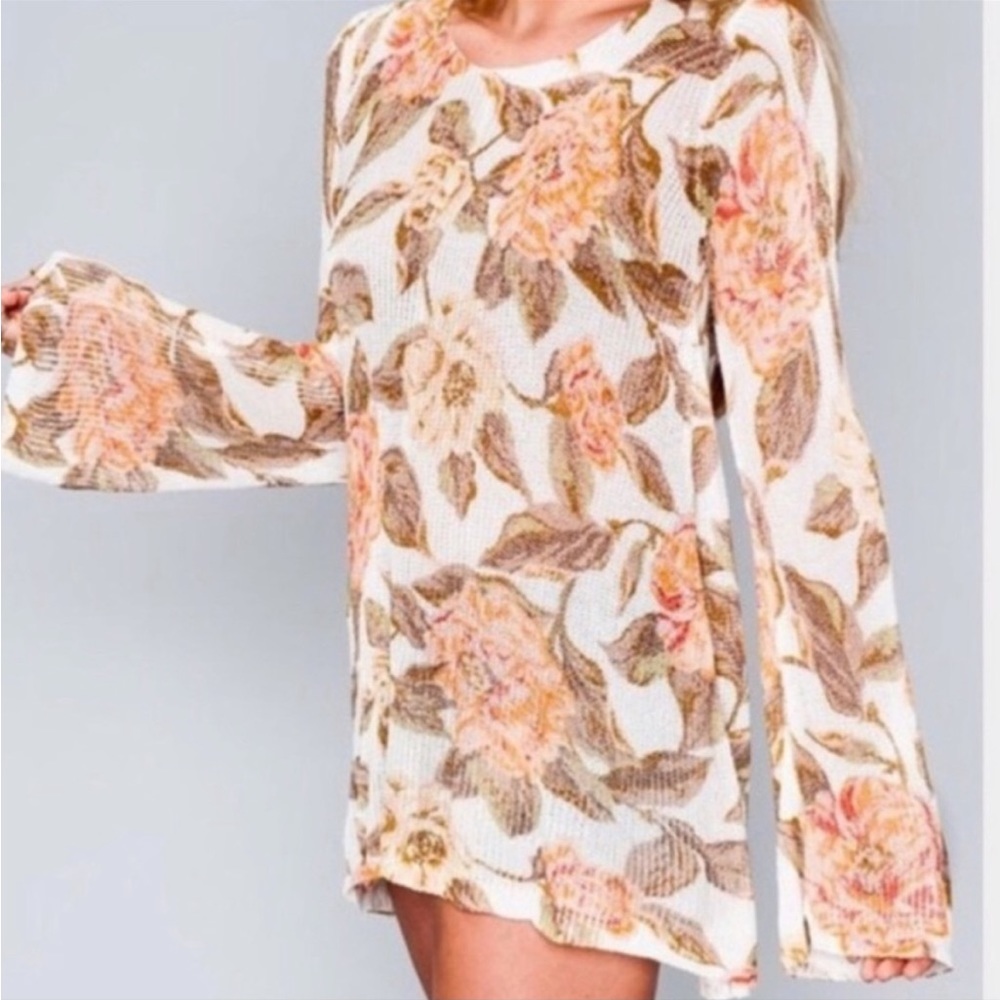 Show me your mumu floral “festibell” sweater